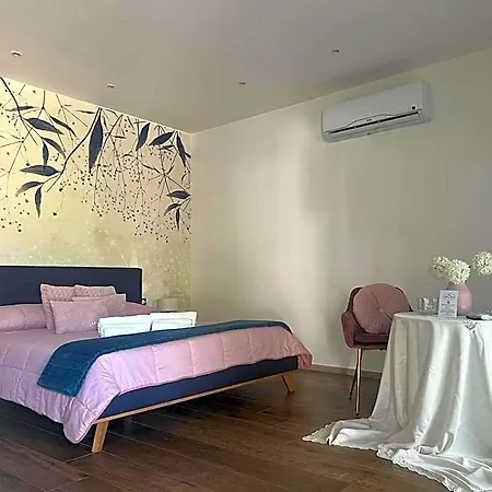 Oda ve Kahvaltı Maison Reale 4*