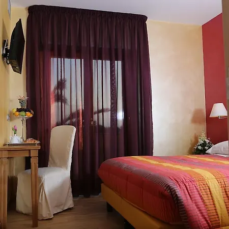 Oda ve Kahvaltı Maison Reale 4*